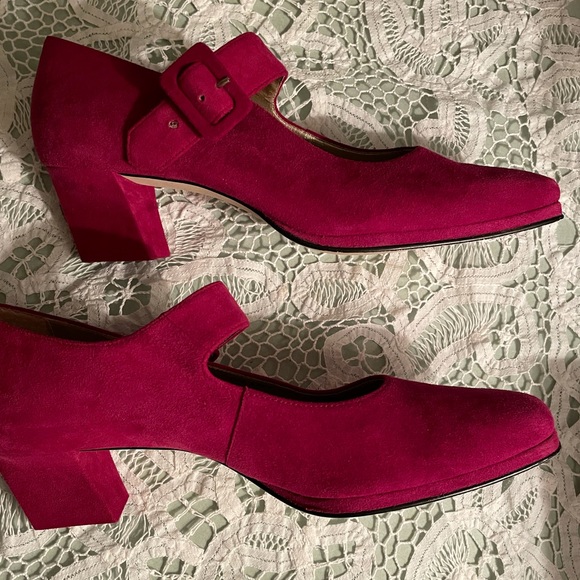 🤩 4/15Vintage Shoe: Jacqueline Ferrar Magenta 2” heel, missing tap - Picture 3 of 16